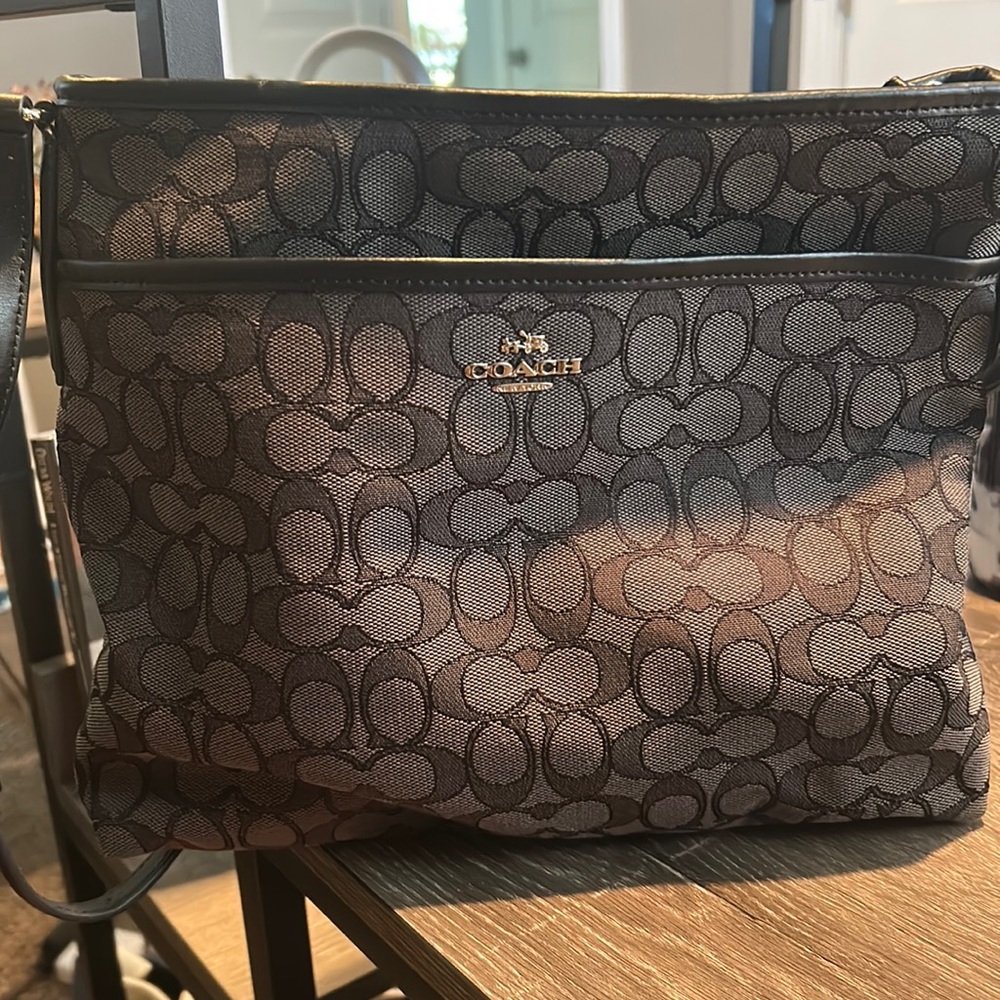 Coach Messenger Crossbody